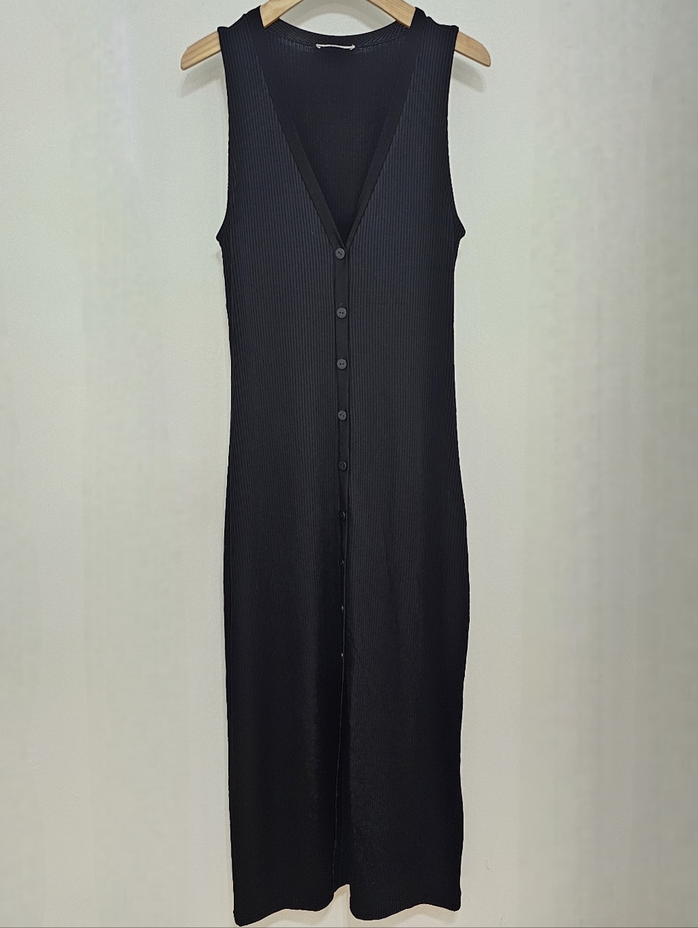 Aritzia Babaton Jayce Black Sleeveless Rib Knit Midi Dress - Picture 7 of 16